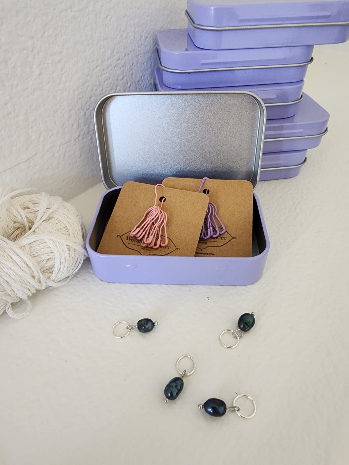 Metal Notions Tin – Lavender (3.7 x 2.4 x 0.8)