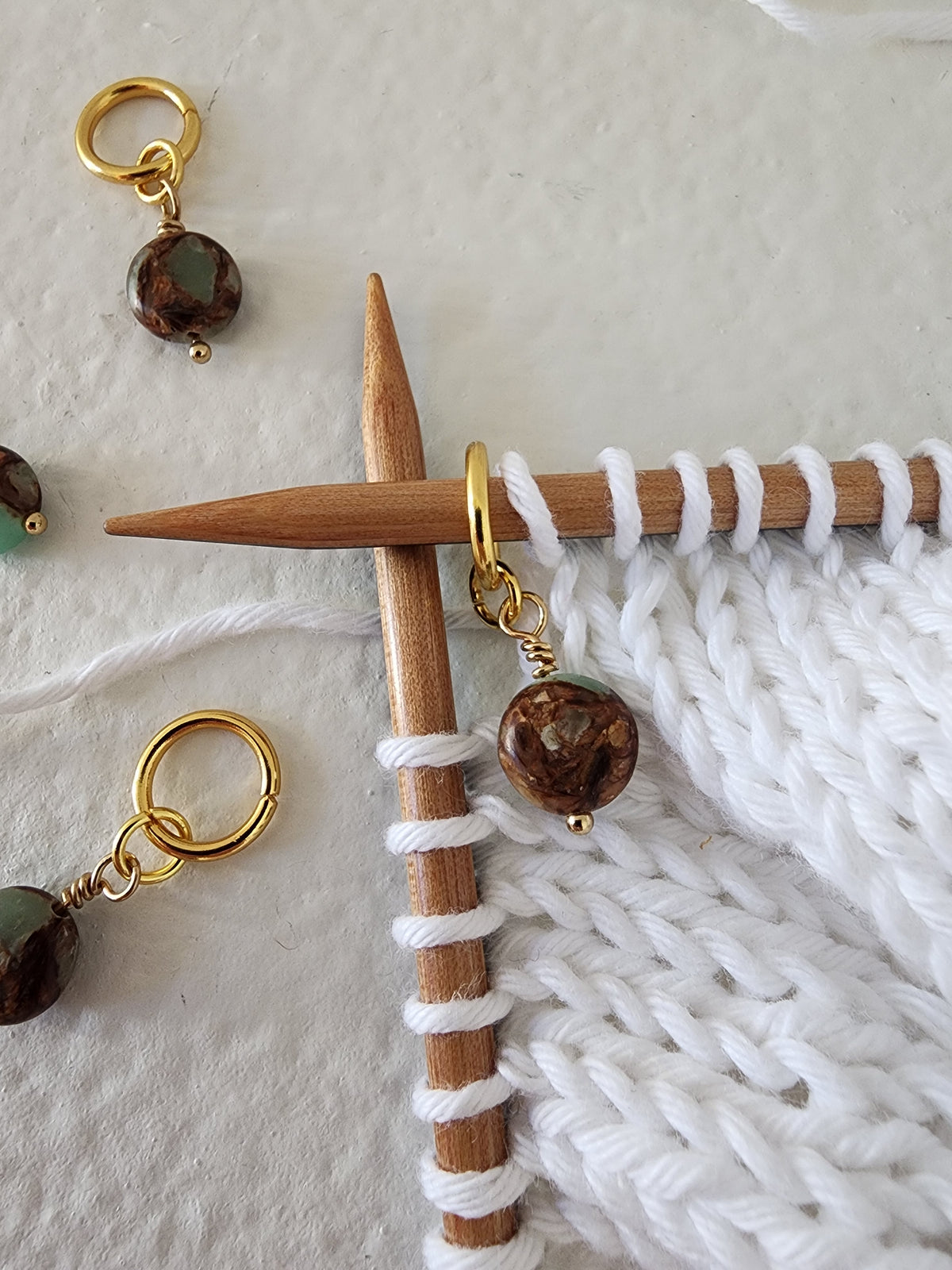 Imperial Jasper Stitch Markers – Gold (4pcs)