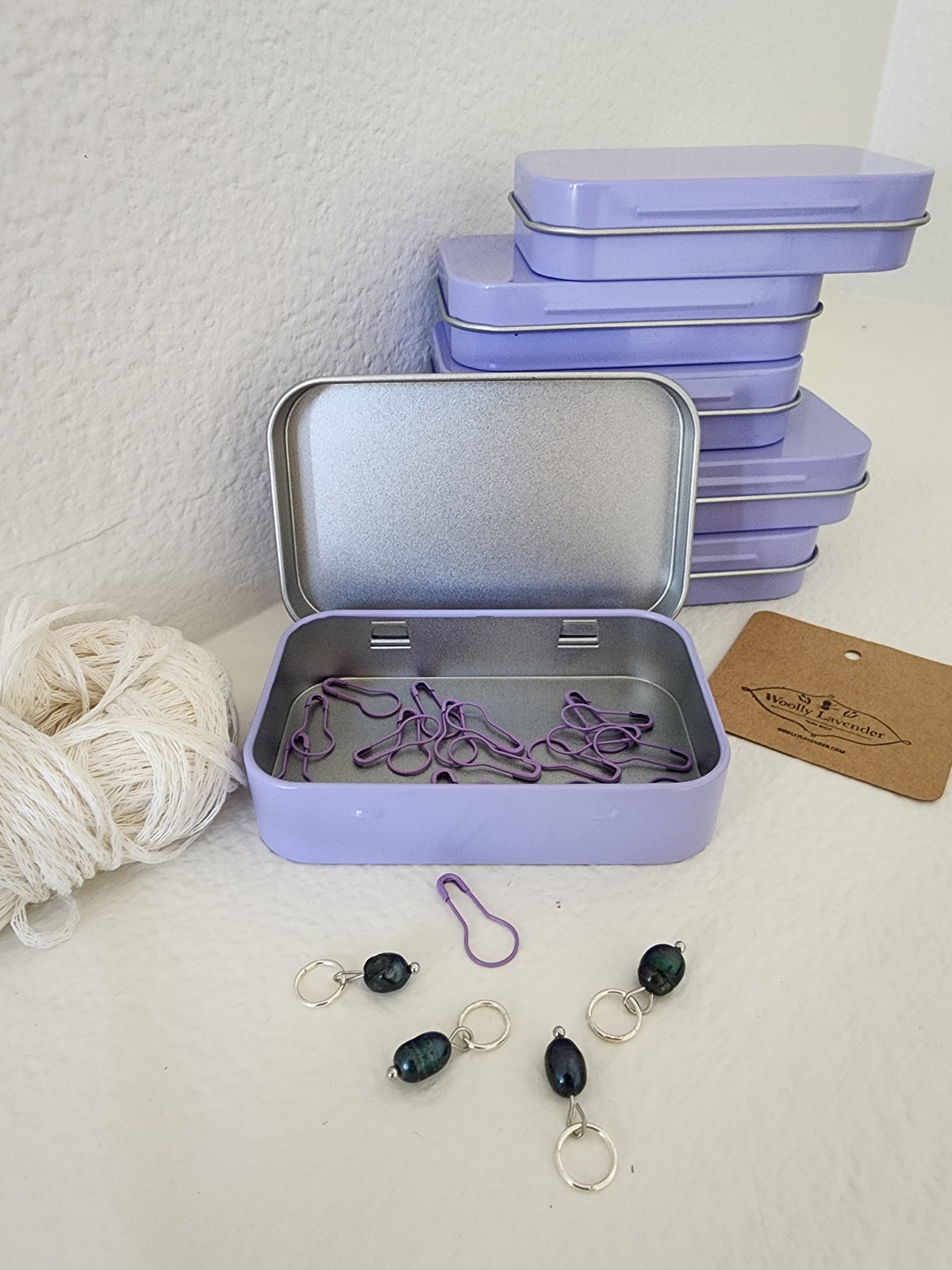 Metal Notions Tin – Lavender (3.7 x 2.4 x 0.8)